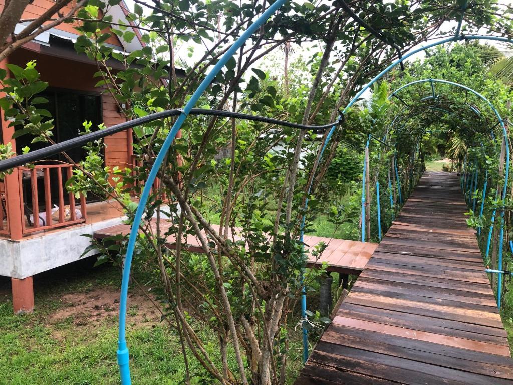 Baan Thung Home Stay - Quarto Duplo Com Banheiro Privativo
