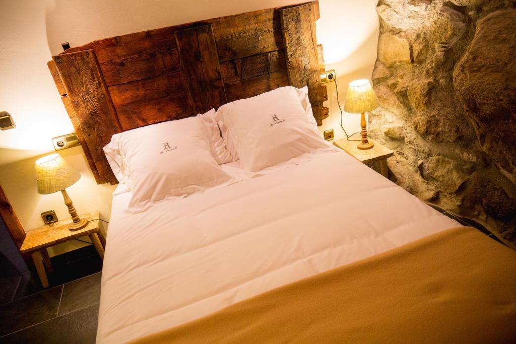 Postel nebo postele na pokoji v ubytování R de rural - Borda del Mollà