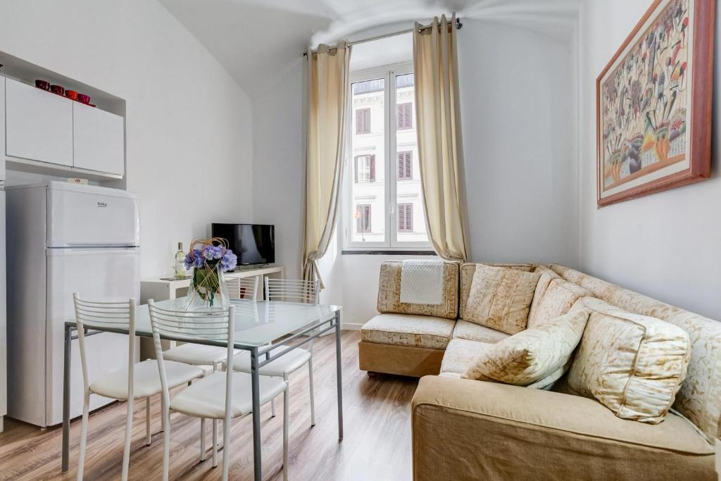 Charming Apartment with Panoramic View in the Heart of Rome