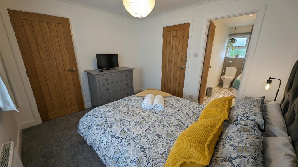 Chy Lowen Private rooms with kitchen, dining room and garden access close to Eden Project & beaches - Standard Double Room