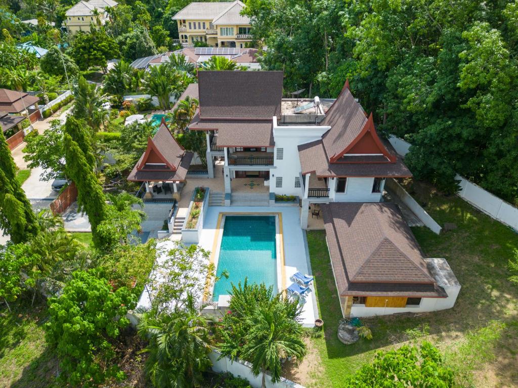 Villa Aurora 4-bedroom Pool Villa in Kamala, Phuket, Kamala Beach (updated  prices 2026)