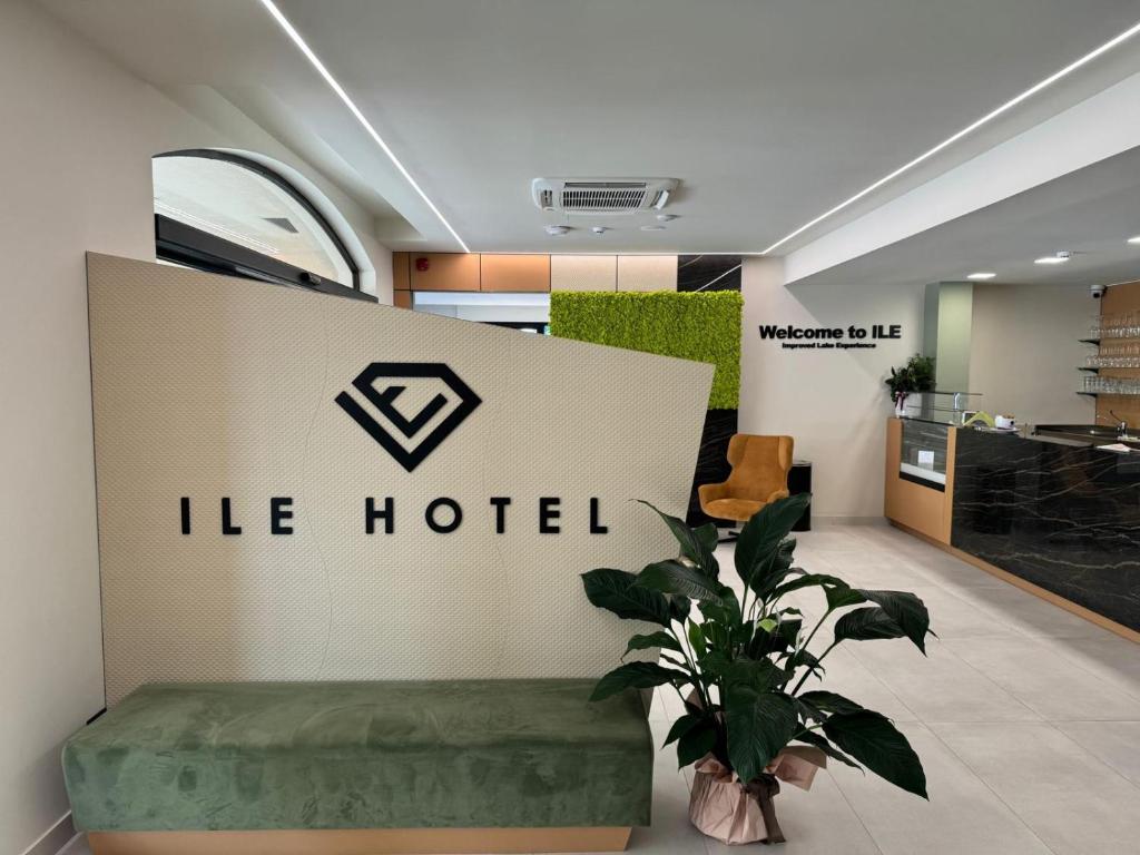 Certifikát, hodnocení, plakát nebo jiný dokument vystavený v ubytování Ile Hotel