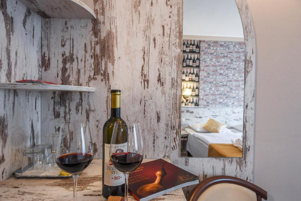 Hotel Korona Wellness, Rendezvény és Borszálloda - Resim 45