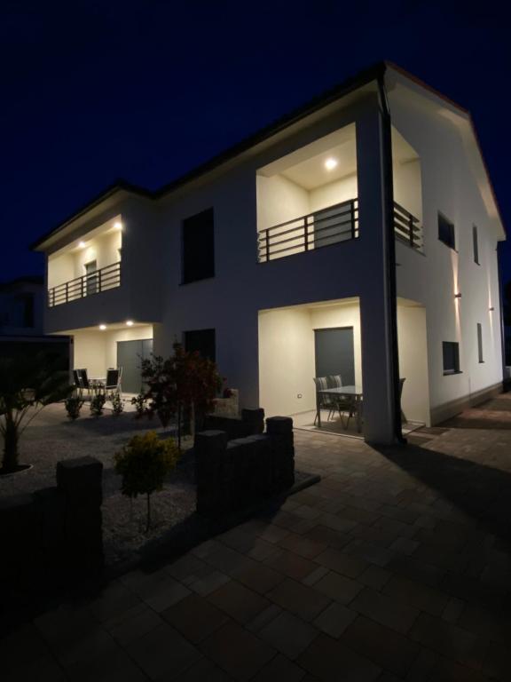 Casa Connie Apartments Valbandon, Valbandon (updated prices 2024)