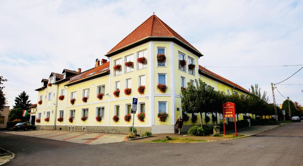 Budova, kde se hotel nachází