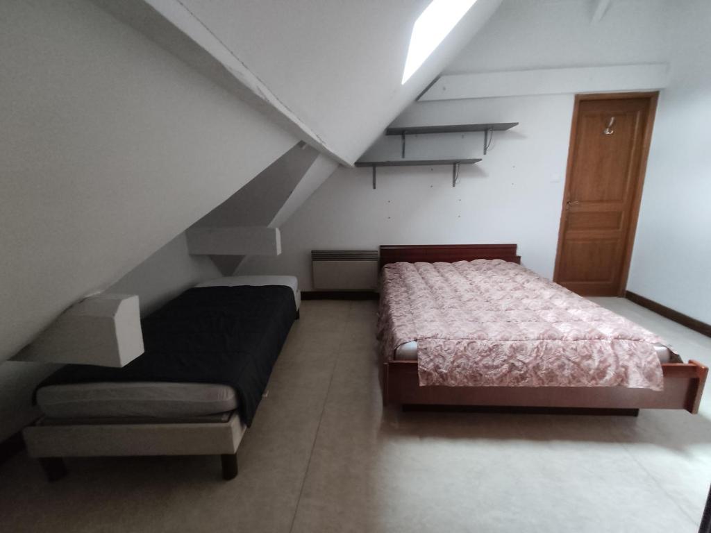 Photo de la galerie de l'établissement CHAMBRE 2 CALME PROCHE GARE, CENTRE VILLE et FESTIVAL, à Avignon