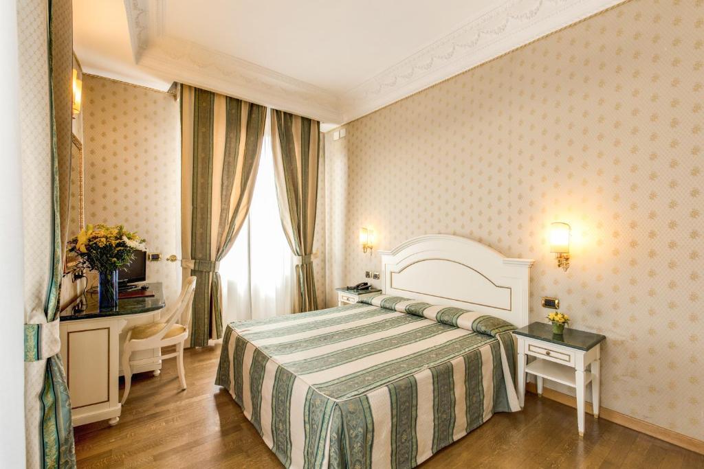 Hotel La Lumiere Di Piazza Di Spagna - Resim 9