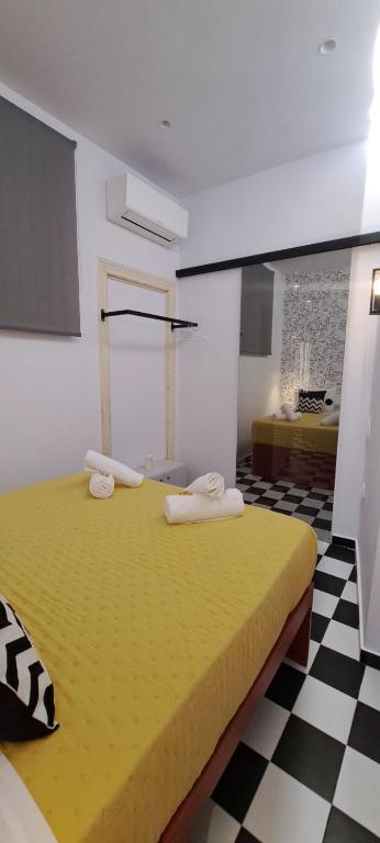 Postel nebo postele na pokoji v ubytování Center Corfu Studios