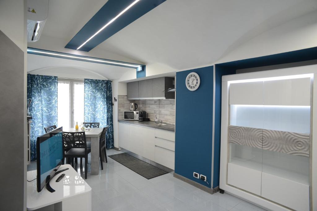 Kuchyň nebo kuchyňský kout v ubytování Appartamento Centro-DreamingTO 3