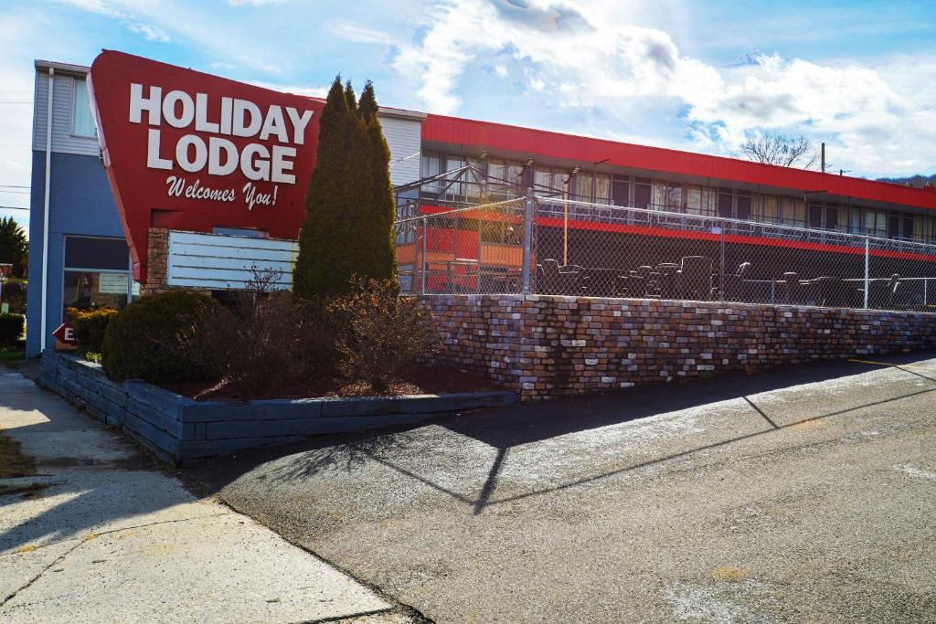 Holiday Lodge Virginia, Pearisburg (updated prices 2024)