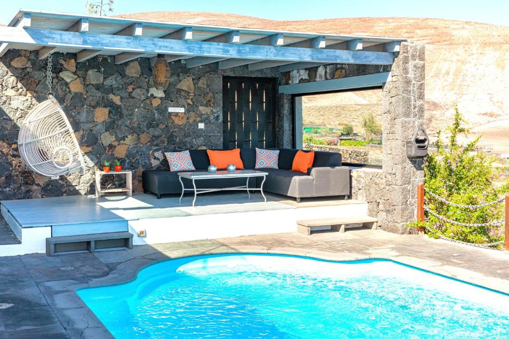 Bazén v ubytování Luxus Villa mit 5 Schlafzimmern, Heated Pool, PS4, Fitnessraum nebo v jeho okolí
