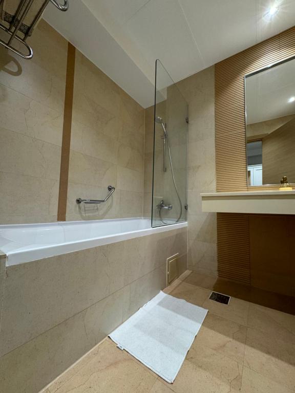 La Mika -Your Home - Resim 39