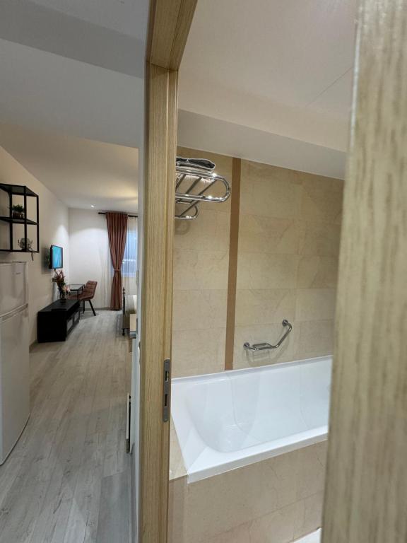 La Mika -Your Home - Resim 38
