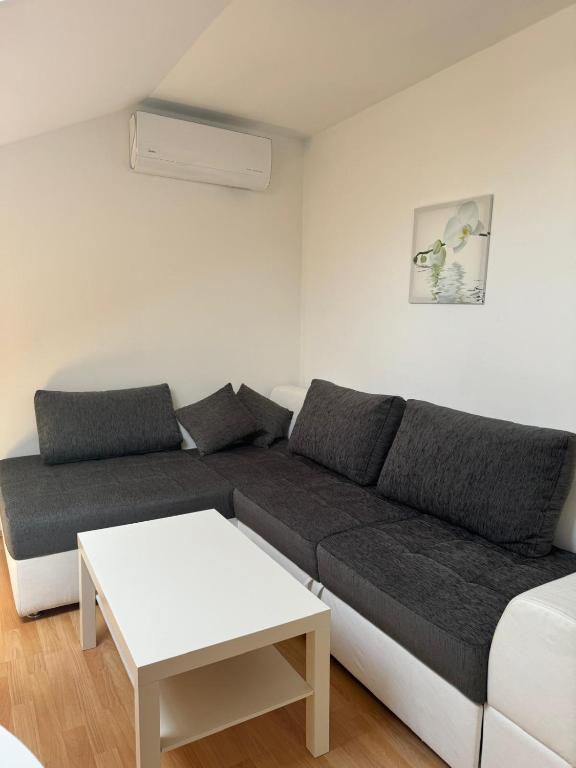 Posedenie v ubytovaní Haus Ella