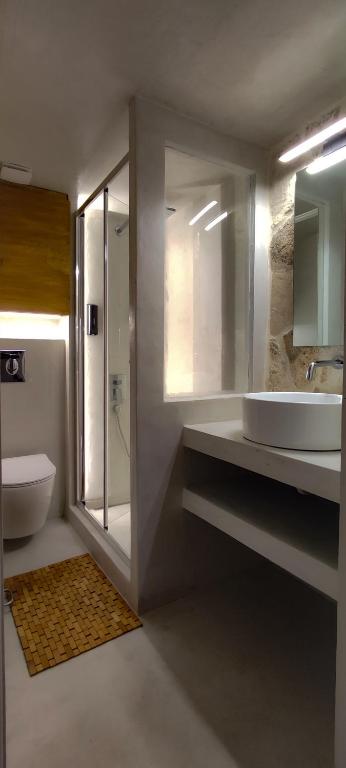 Niki Apartments - Appartement Met Uitzicht En Balkon