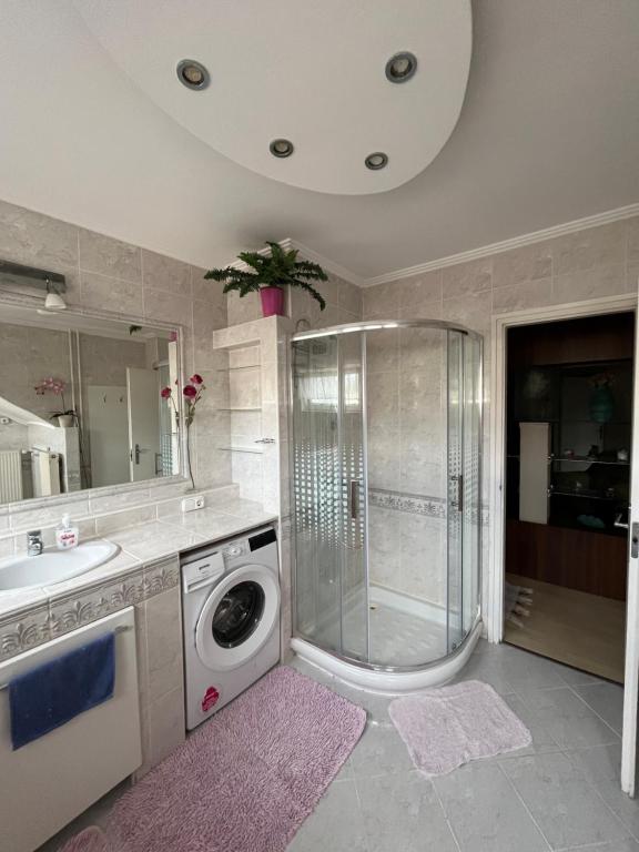 Koupelna v ubytování Tocc Apartman