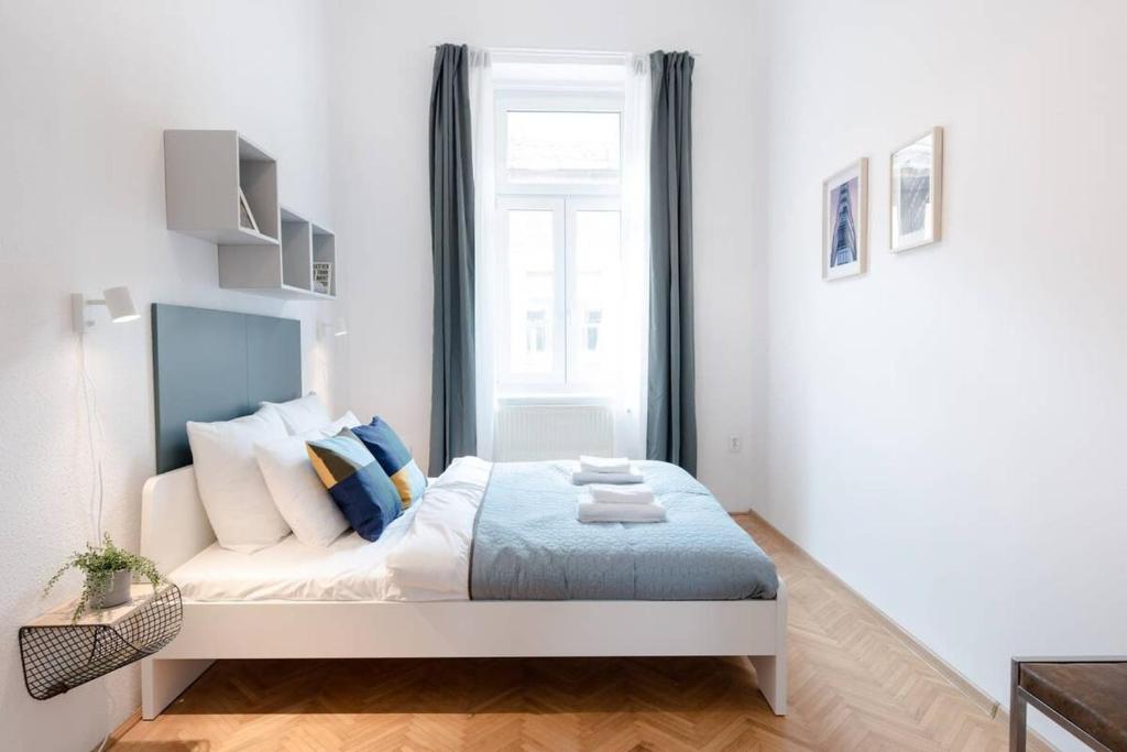Excellent central location lovely home with AC 1092 Budapest, Budapest, Erkel utca 12 kép - 1