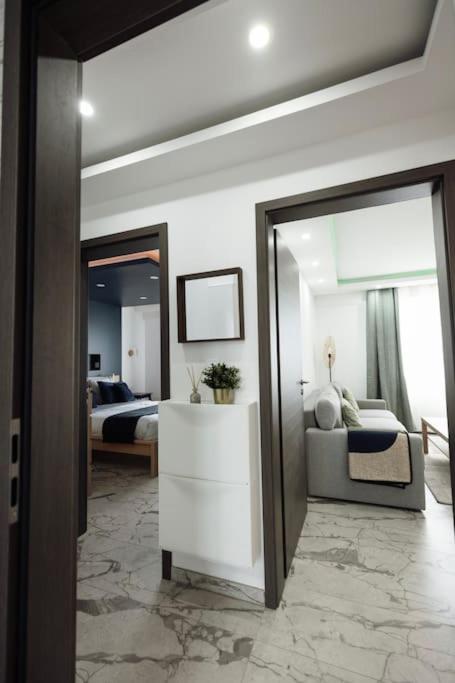Royale Lumineux Jacuzzi Parking privé – photo 12