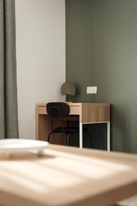 Royale Lumineux Jacuzzi Parking privé – photo 21