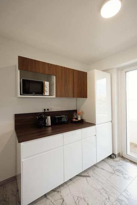 Royale Lumineux Jacuzzi Parking privé – photo 31