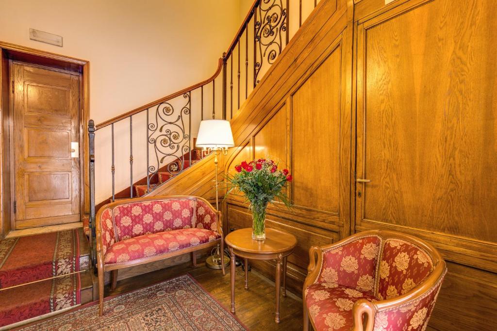 Hotel La Lumiere Di Piazza Di Spagna - Resim 27