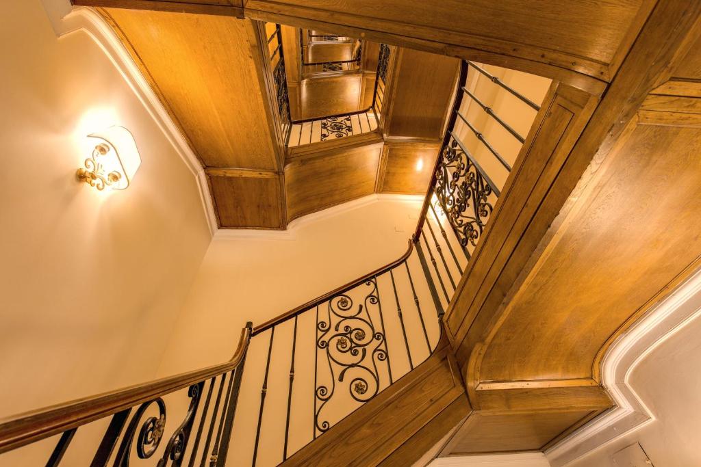 Hotel La Lumiere Di Piazza Di Spagna - Resim 33