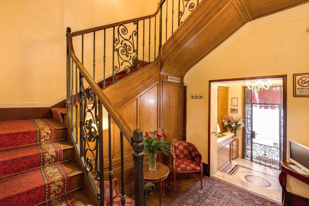 Hotel La Lumiere Di Piazza Di Spagna - Resim 34