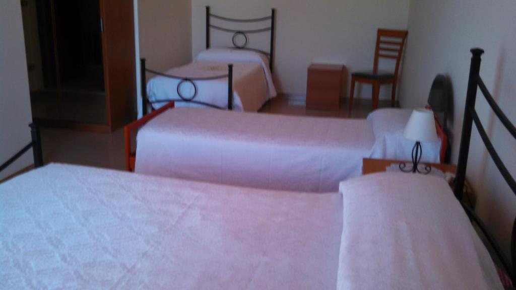 Кровать или кровати в номере Joanne B&B