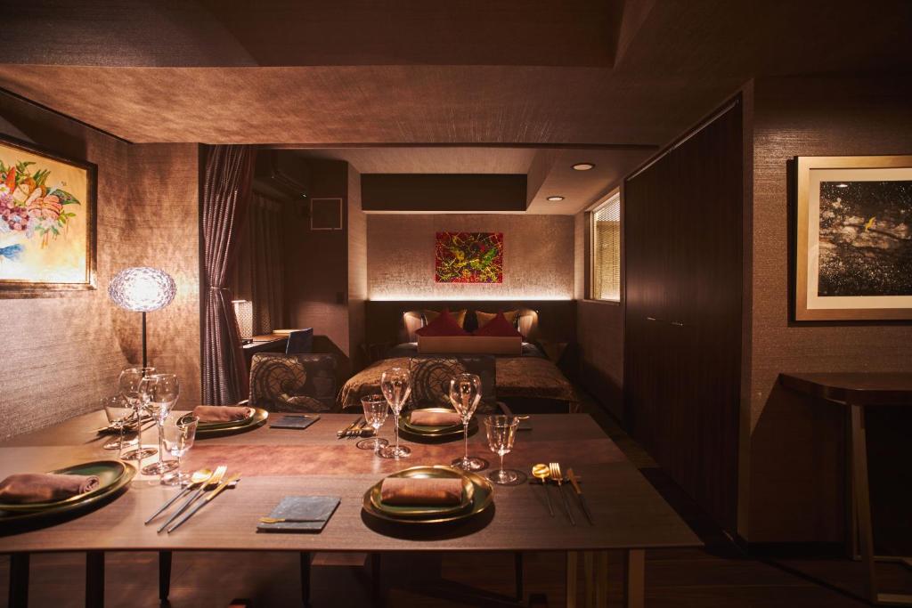 Posezení v ubytování Roppongi Hotel S