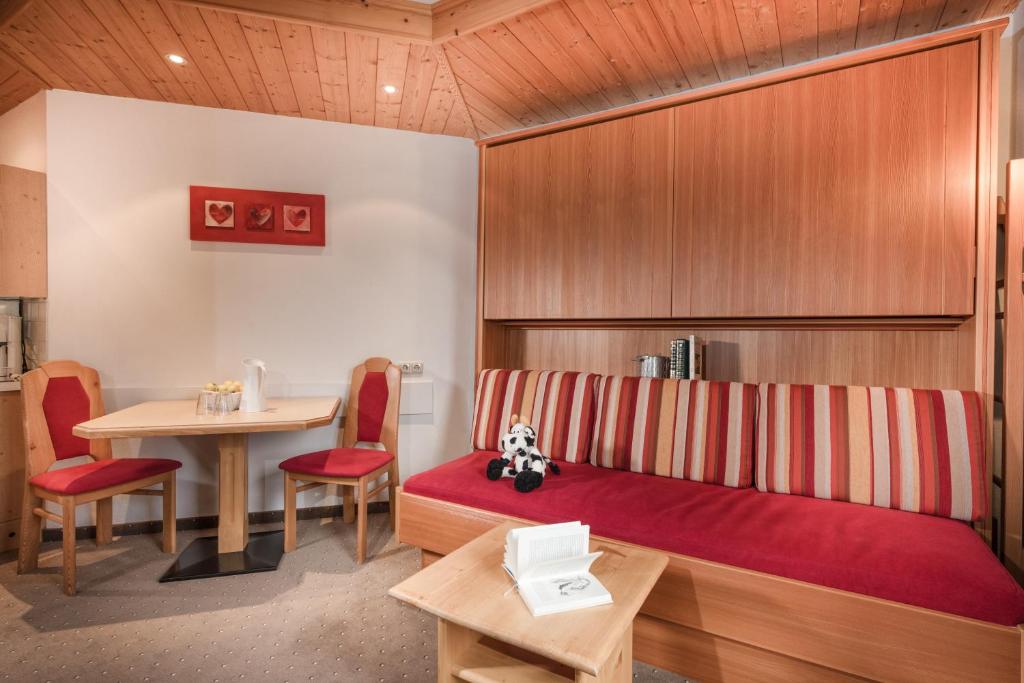 Posezení v ubytování Gästehaus Gratz - inklusive Eintritt in die Alpentherme