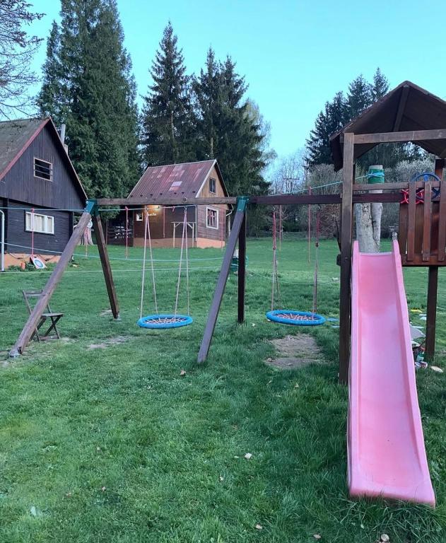 Herní místnost nebo prostor pro děti v ubytování Sport resort Nenudimse