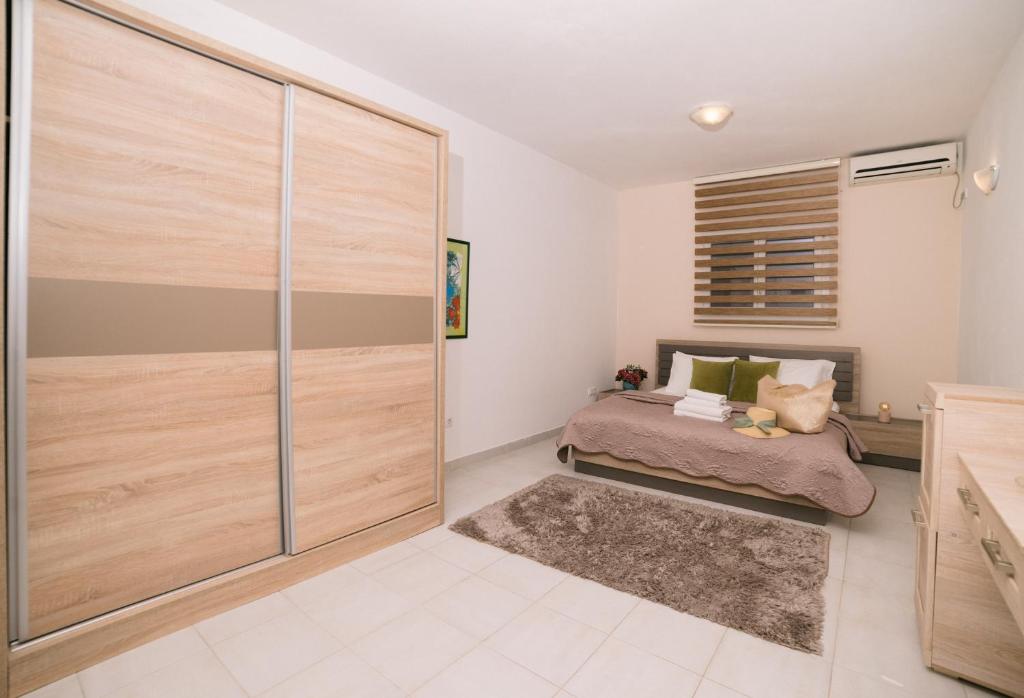 Apartments Lungo Mare Ulcinj - 11