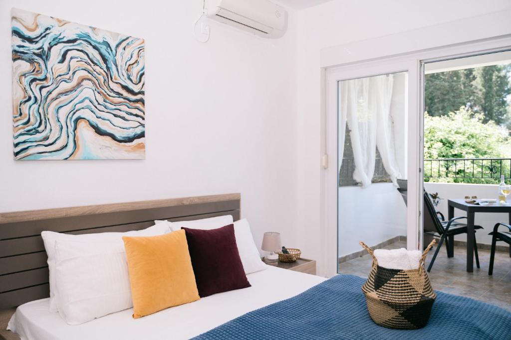 Postel nebo postele na pokoji v ubytování Apartments Lungo Mare Ulcinj