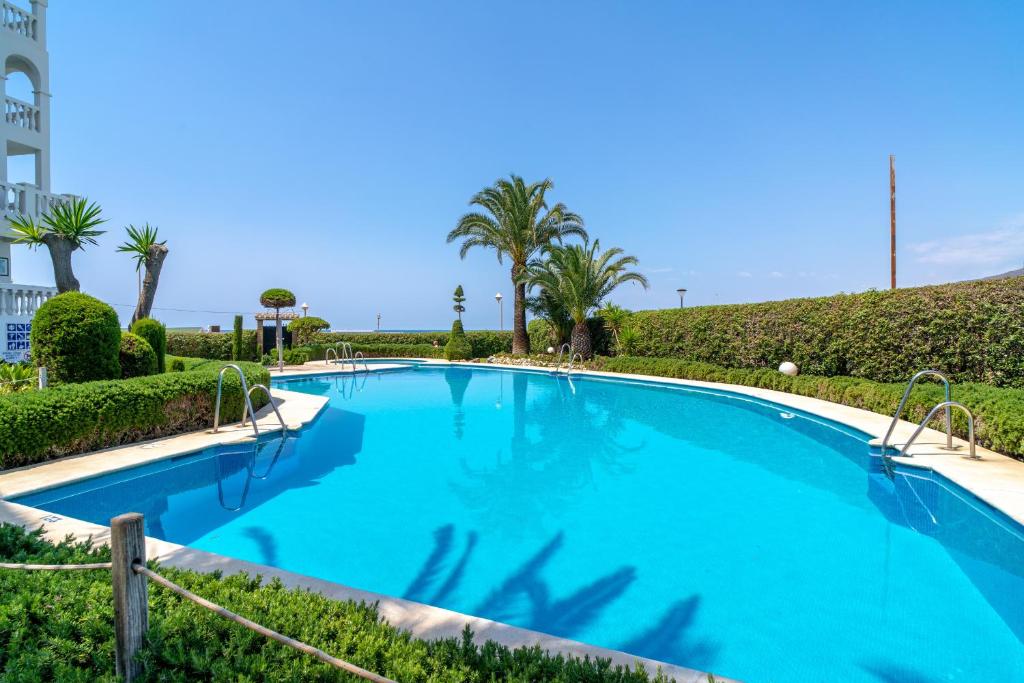 Stella Maris Beachfront 1J by Casasol