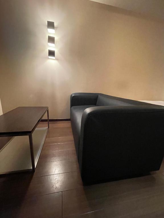Posezení v ubytování Hotel BIX チェックイン23時 変更不可