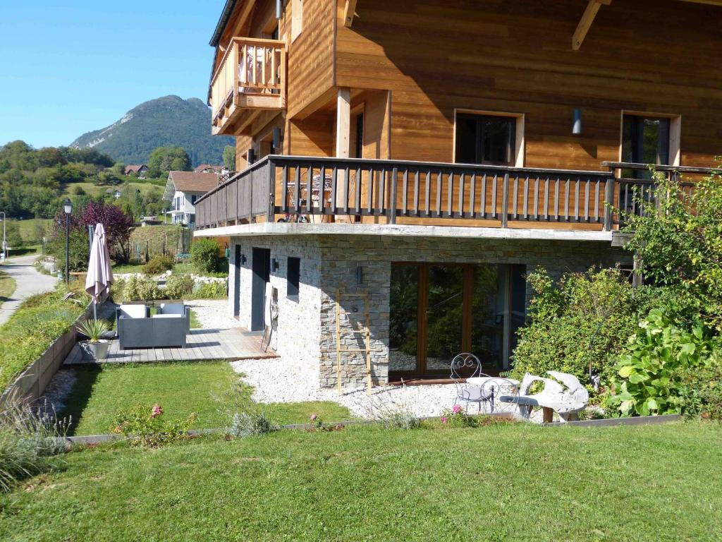 Nespecifikovaný výhled na hory nebo výhled na hory při pohledu z bed and breakfast