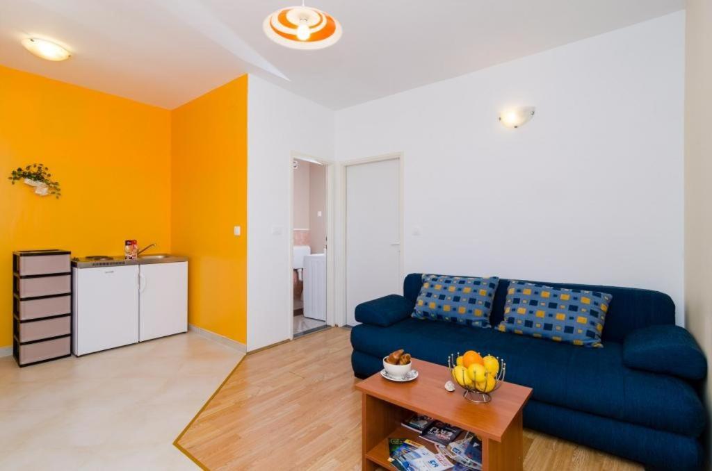 Posedenie v ubytovaní Apartments & Rooms Tapera