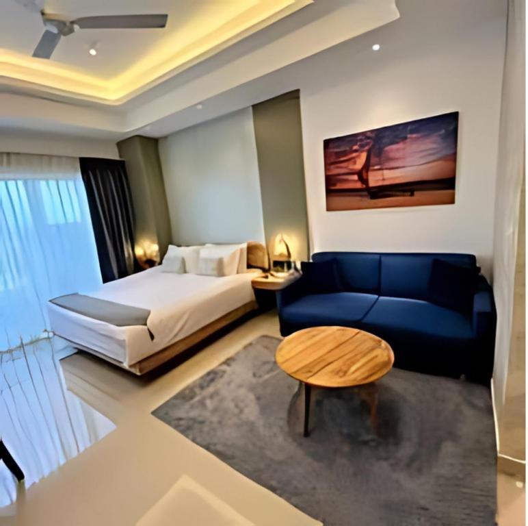 Negombo Ocean Breeze Luxury Studio by Serendib Vacation - 15
