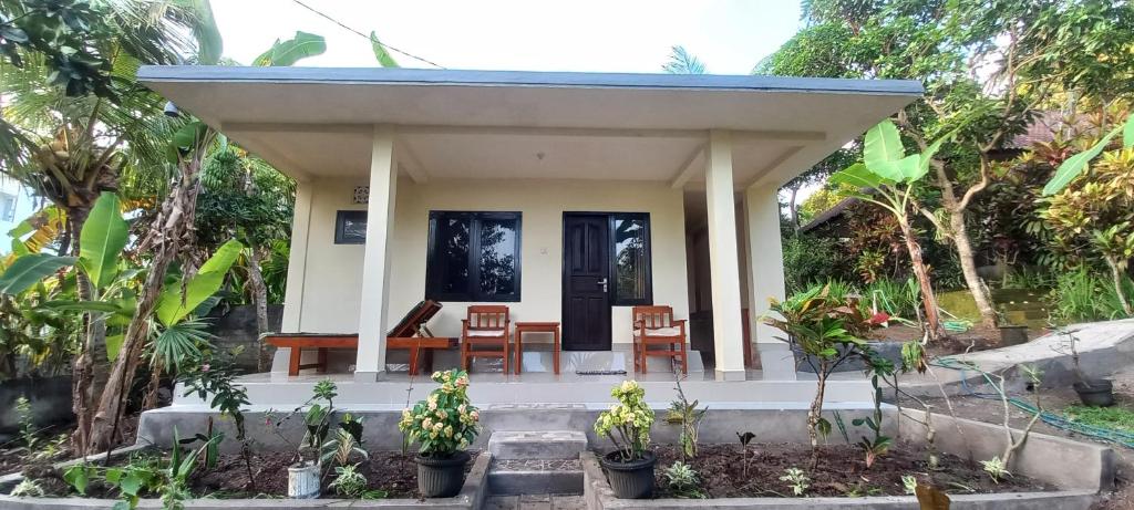 Zahrada ubytování Surya Homestay