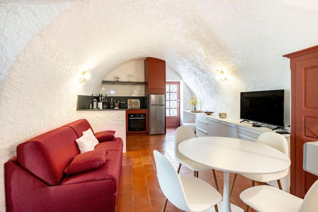 Kuchyň nebo kuchyňský kout v ubytování La Maison de B