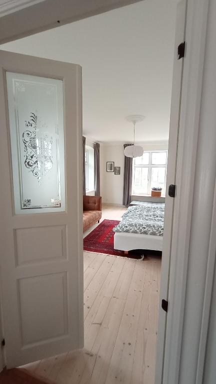 Postel nebo postele na pokoji v ubytování Apartment in Danmark -Petersminde Exclusive Apartments
