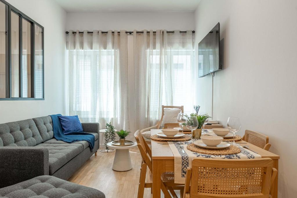 Un lugar para sentarse en Lavie Maison AC and Balneo