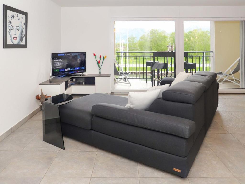 TV a/nebo společenská místnost v ubytování Apartment Cook P9-3 by Interhome