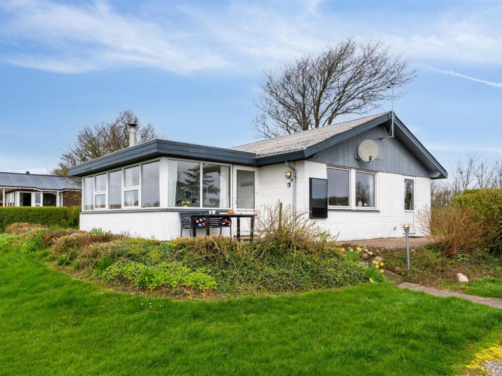 Zahrada ubytování Holiday Home Aletha - 300m to the inlet by Interhome