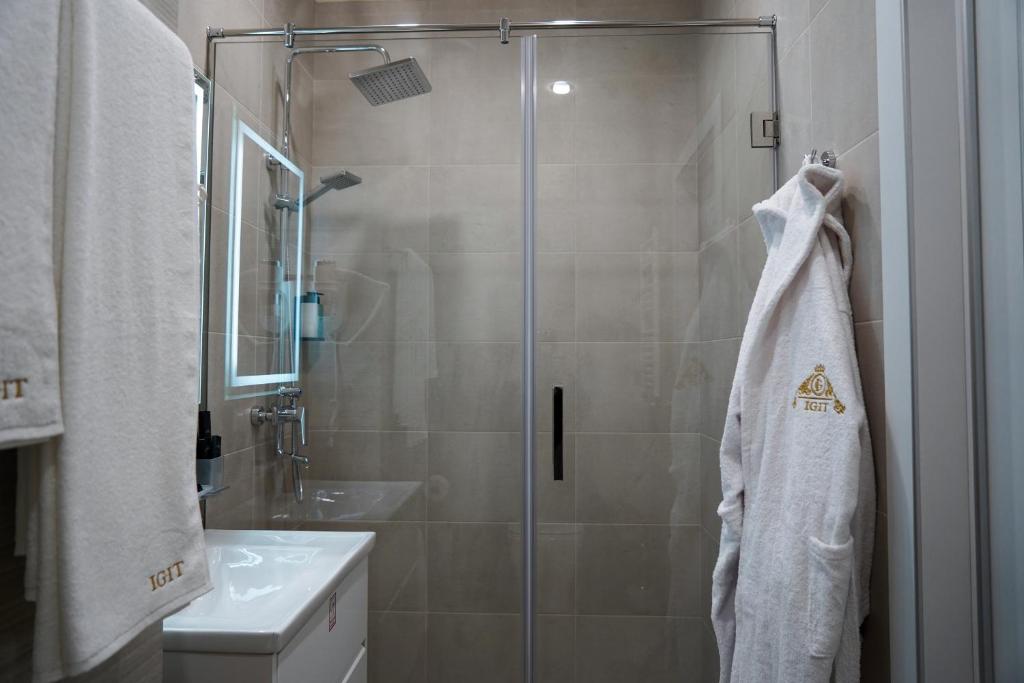 Koupelna v ubytování Igit Plaza Hotel