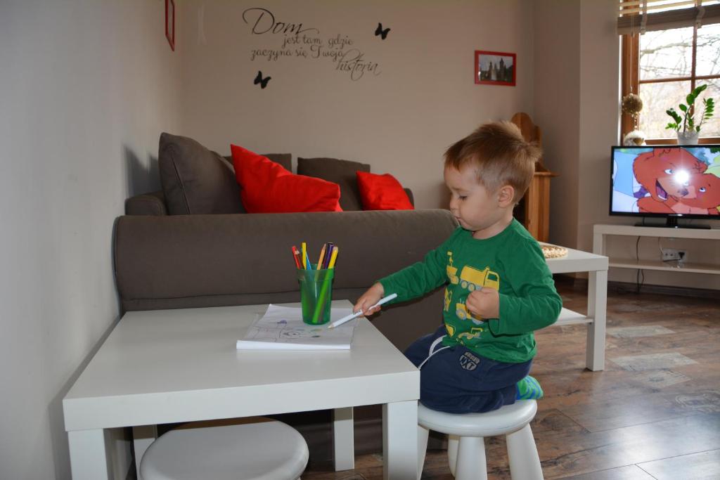 Deti v ubytovaní Apartamenty Bliżej Chmur Dolny Karpacz