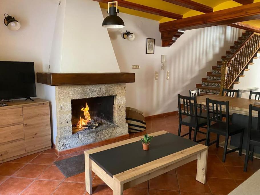 Casa Rural La Peña - Casa Con Cinque Camere Da Letto