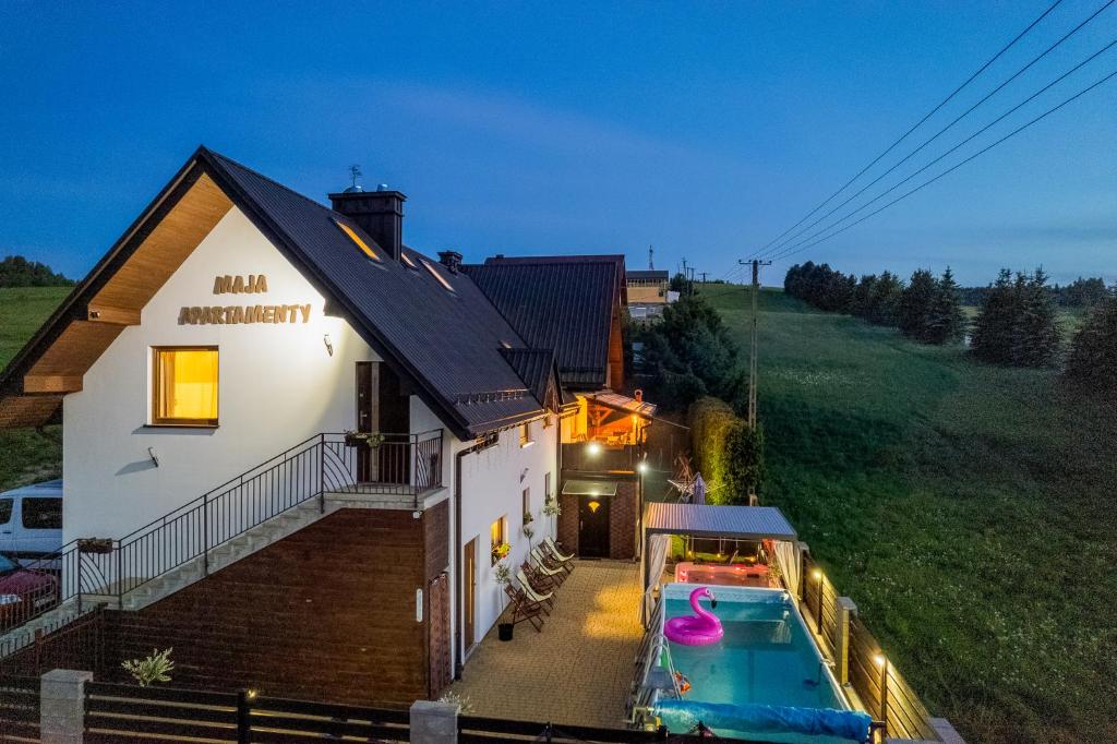 Budova, kde se apartmán nachází