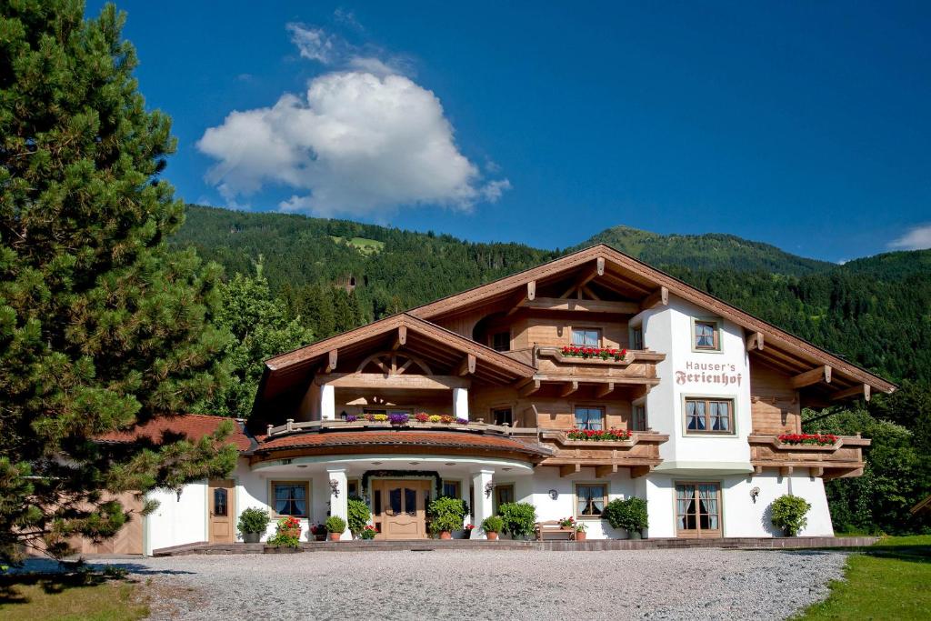 akritkritkritkritkritkrit house in the mountains at Hauser's Ferienhof in Hart im Zillertal