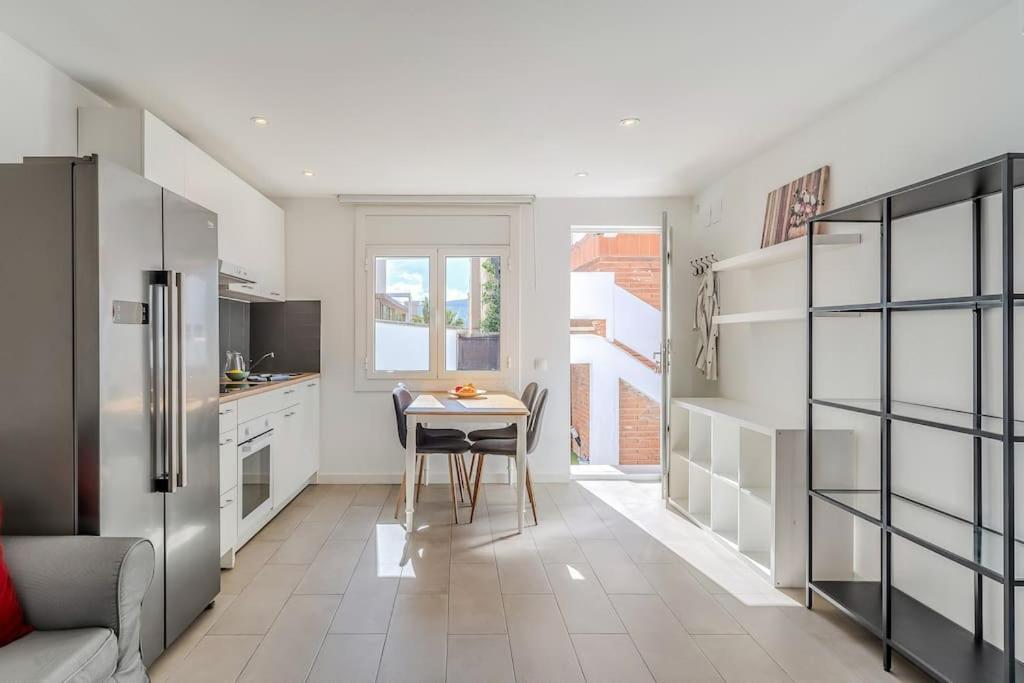 Fotografie z fotogalerie ubytování Apartamento en la playa! 1 min v destinaci Castelldefels